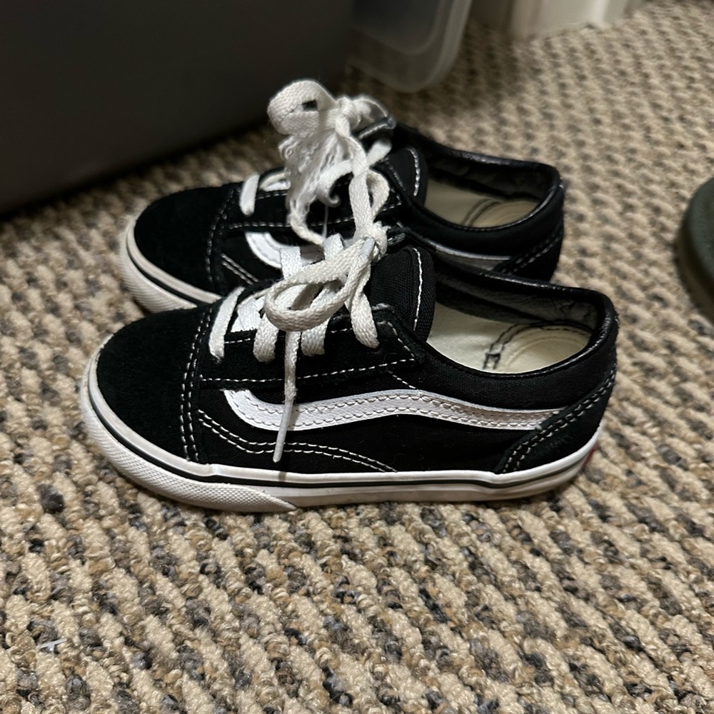 VANS TODDLER OLD SKOOL SHOE